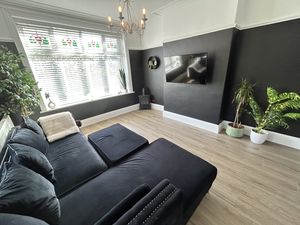 Photo 8- click for photo gallery